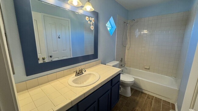 Building Photo - Summerlin 4 bedroom 3 car garage