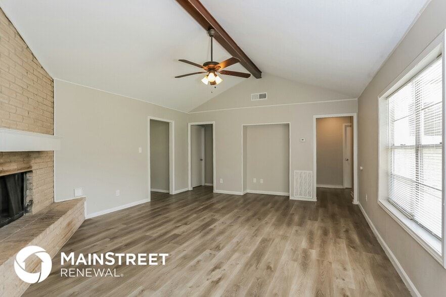 Building Photo - 10402 Sagetree Dr