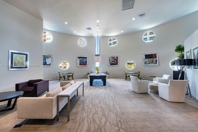 Building Photo - 6000 Collins Ave