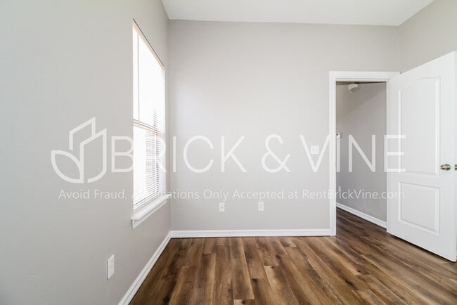 Building Photo - 2229 NW 157th Ter