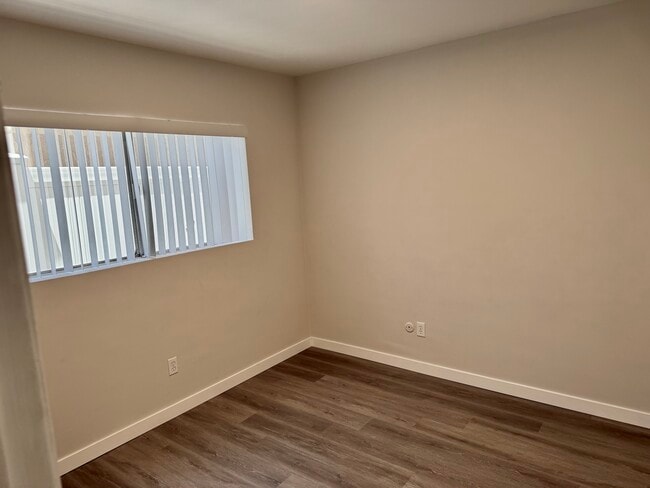 Bedroom 2 - 1272 W 22nd St