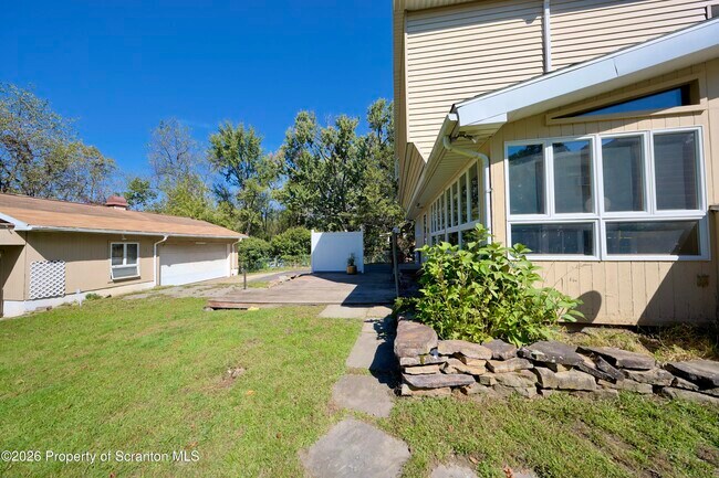 Building Photo - 434 20th Ave