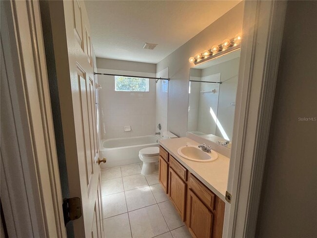 Building Photo - 17930 Cunningham Ct