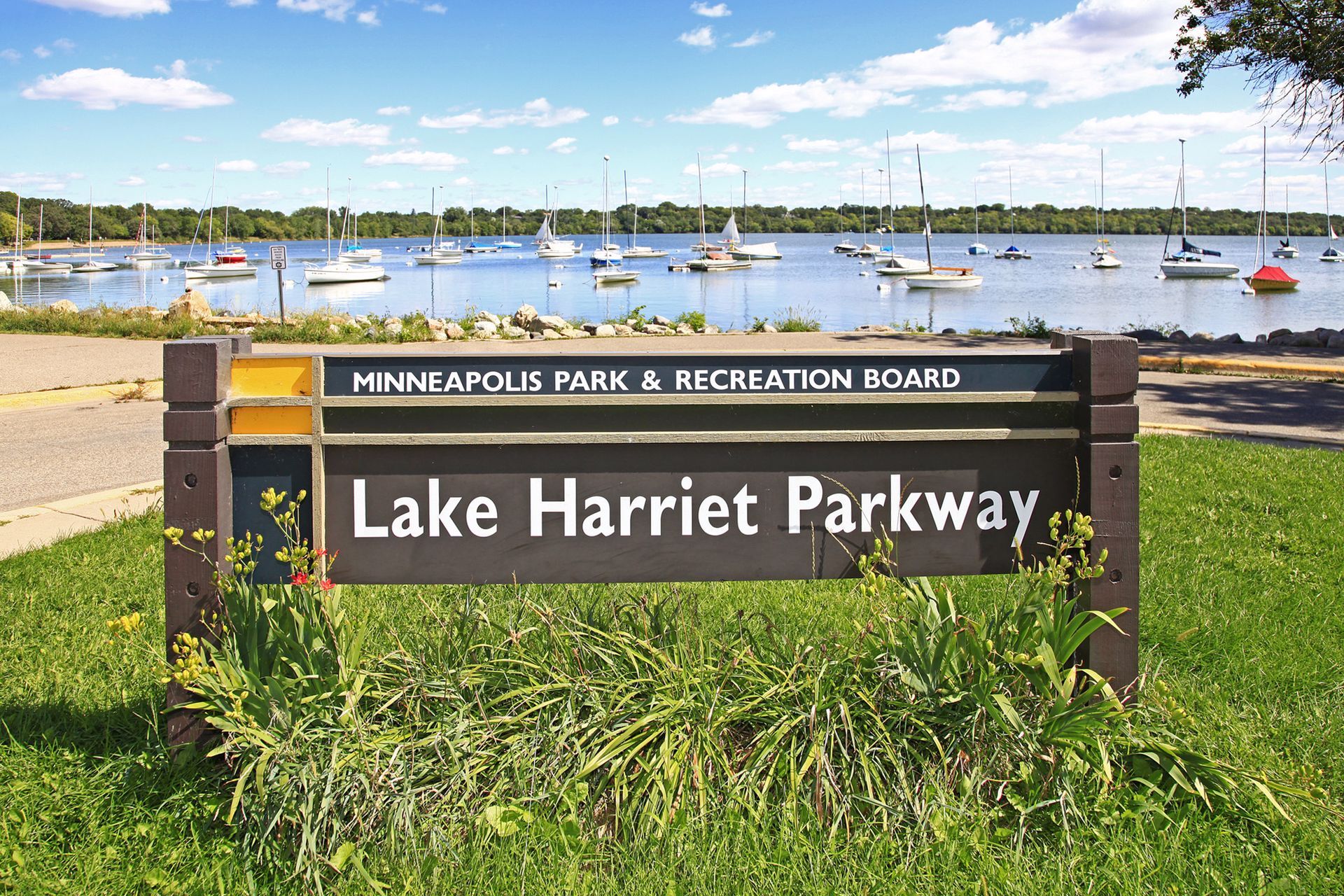 Building Photo - 3632 Colfax Ave S