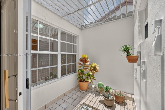 Building Photo - 13440 SW 28th St