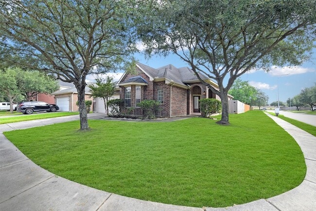 Building Photo - 19227 Countryhills Ct