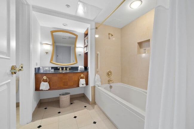 Building Photo - 848 Pacific Ave