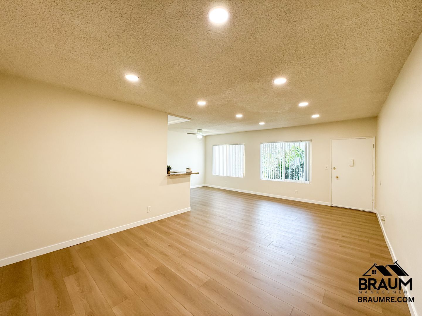 Building Photo - 6041 Whitsett Ave