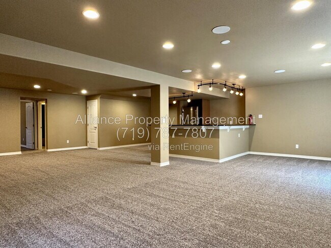 Building Photo - 2075 Bobcat Valley Ct