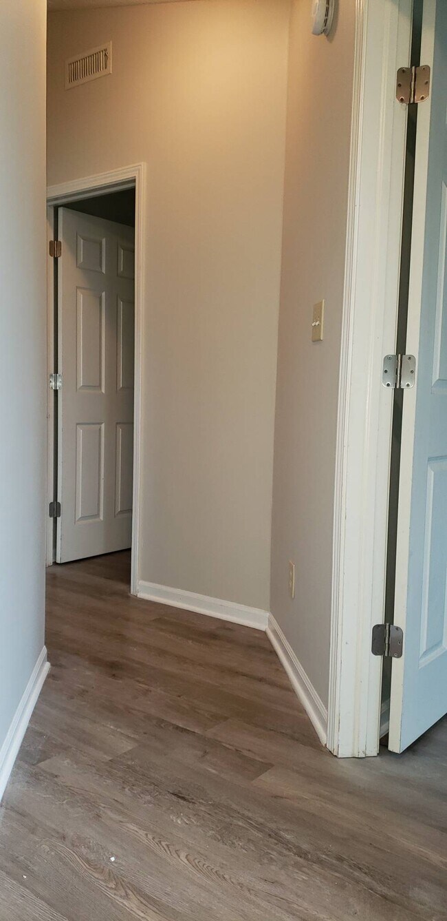 Building Photo - 11218 Basswood Ct