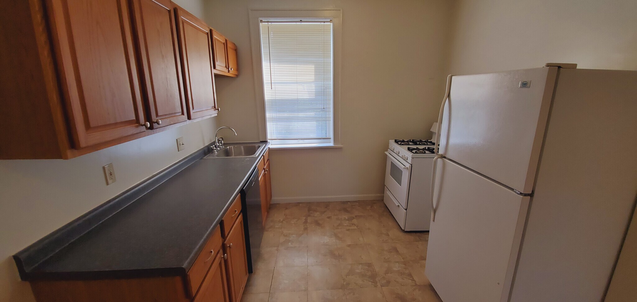Building Photo - 6244 Cabanne Ave