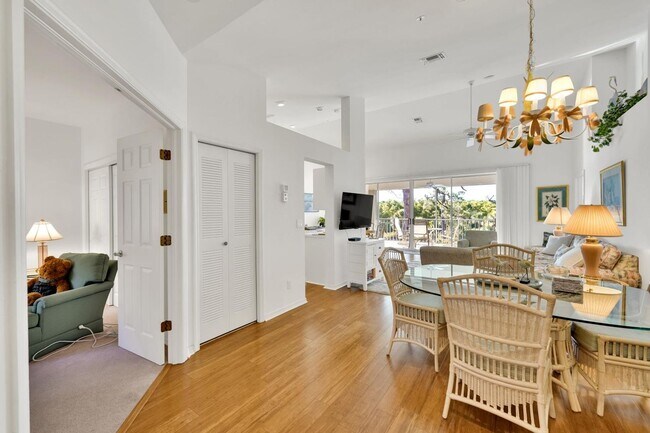 Building Photo - Seasonal 3br 2bath Condo in Harbor Lakes C...