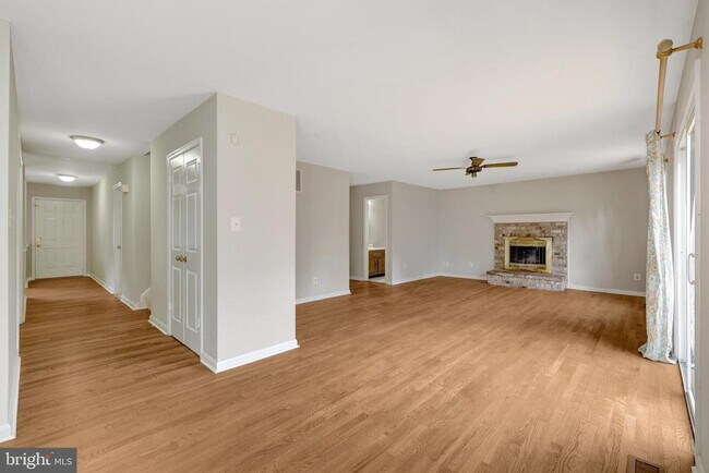 Building Photo - 2219 Cedar Mill Ct