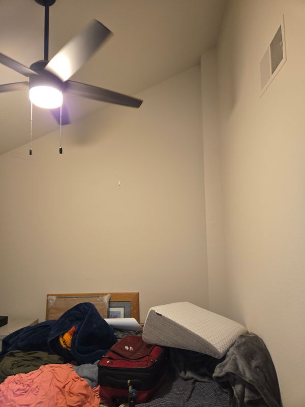 Building Photo - 3225 Oyster Bay Ave