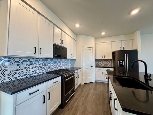 Building Photo - Beautiful New Build for Rent in Broomfield, CO
