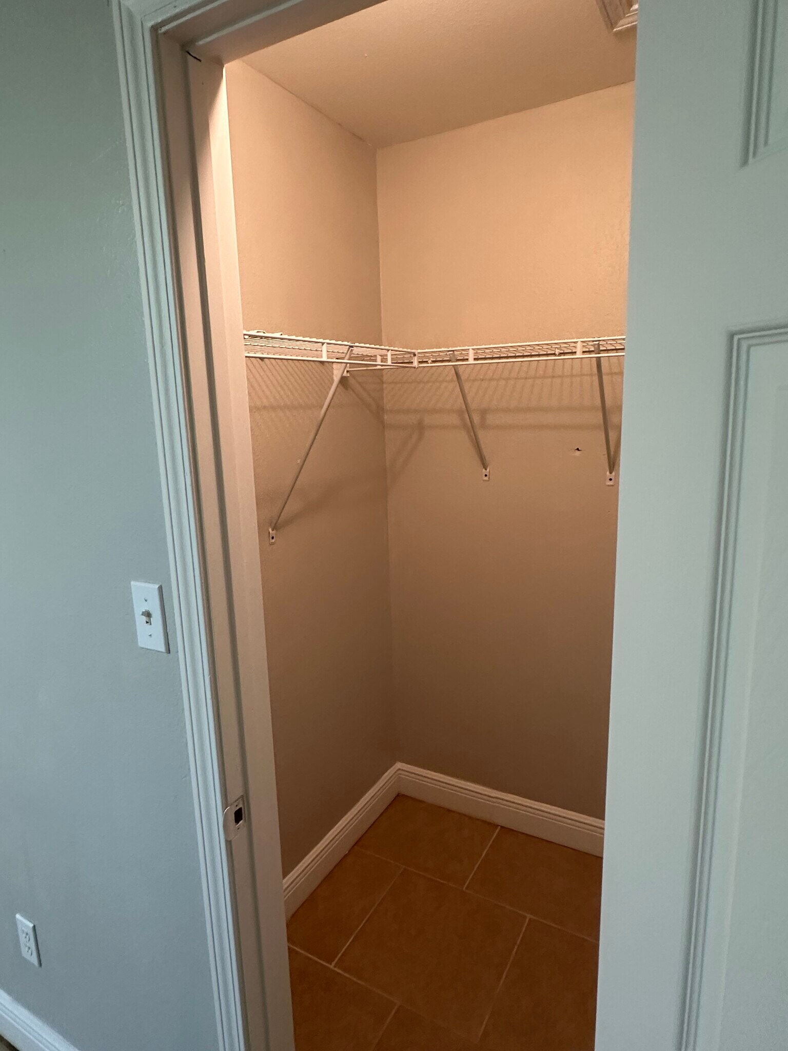Walk in closet - 11620 Chemstrand Rd