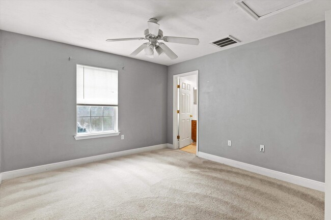 Building Photo - 3194 Sawtooth Dr