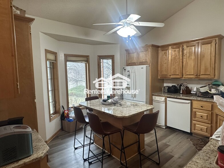 Building Photo - 3415 Fordham Ct NE