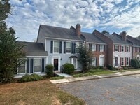 Building Photo - 1985 Briarcliff Rd