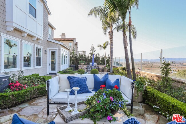Building Photo - 7391 W Coastal View Dr