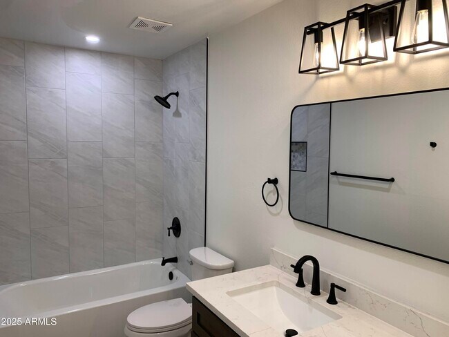 Building Photo - 7721 E Sandalwood Dr