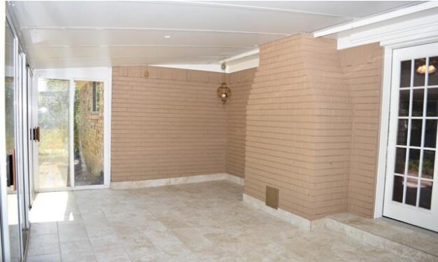 Building Photo - 600 Colleyville Terrace
