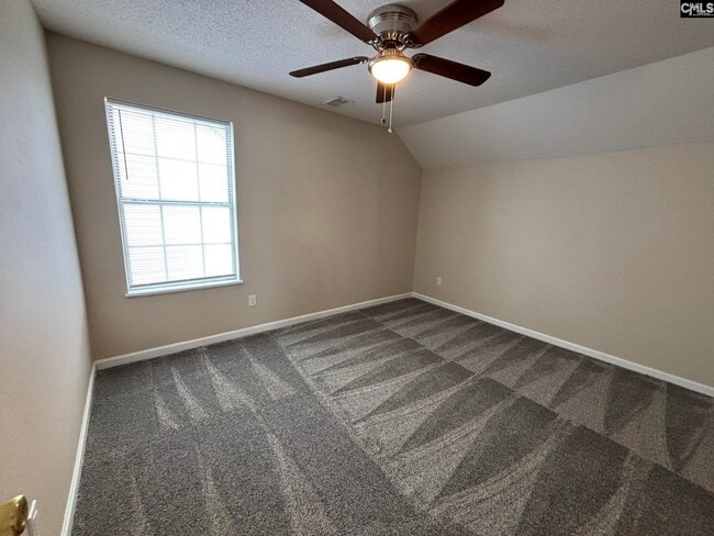 Building Photo - 107 Chapelwood Dr