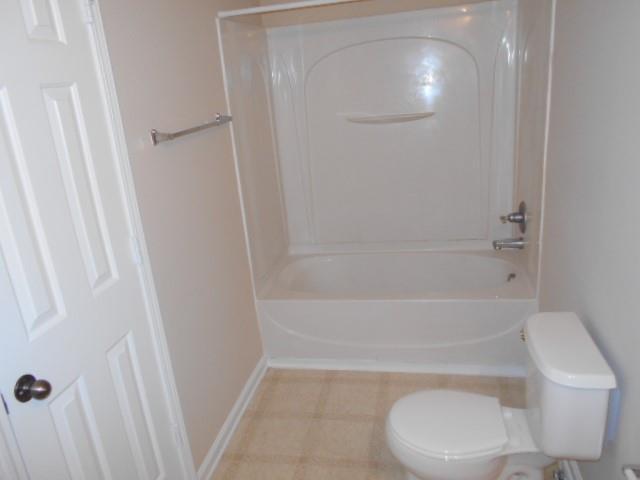 Building Photo - 2111 Manchester Ct