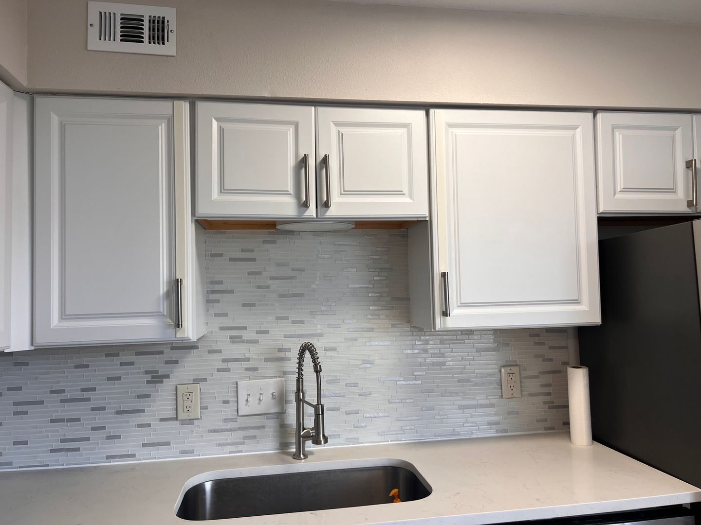 Building Photo - 1840 Burton Dr