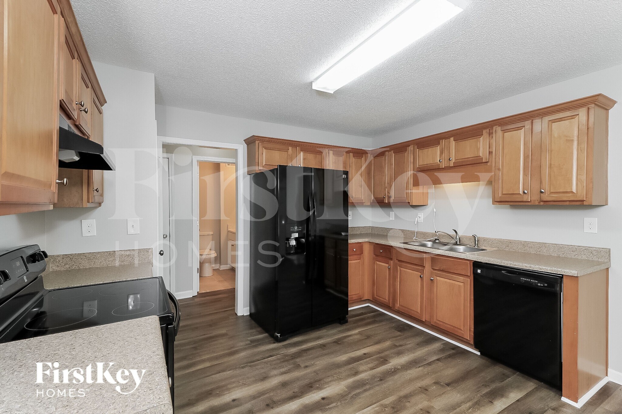 Building Photo - 444 Birchwood Dr