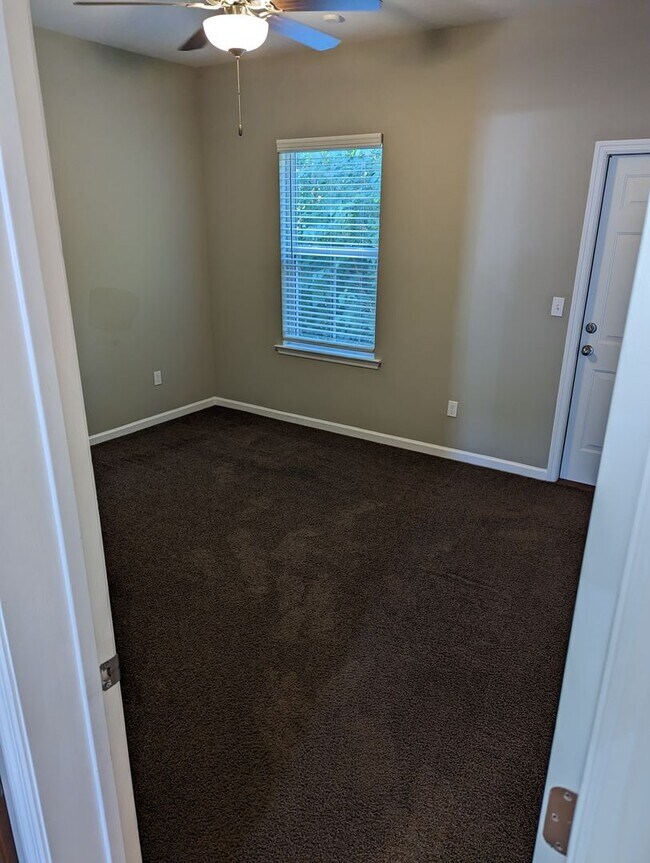 Building Photo - Available for Immediate Occupancy