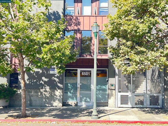 Primary Photo - 6501 San Pablo Ave