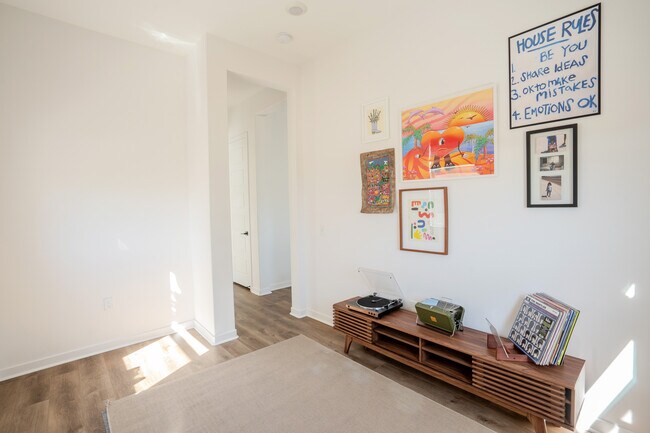 Loft/office room - 26939 Goldfinch Ln