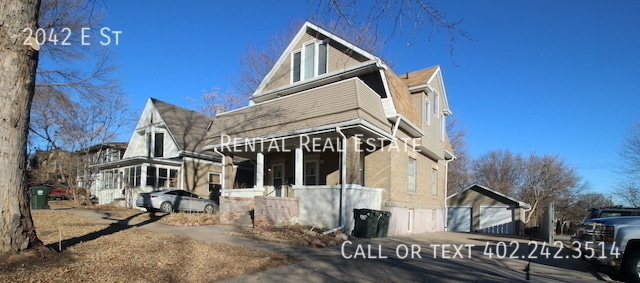 Primary Photo - 2042 E St-