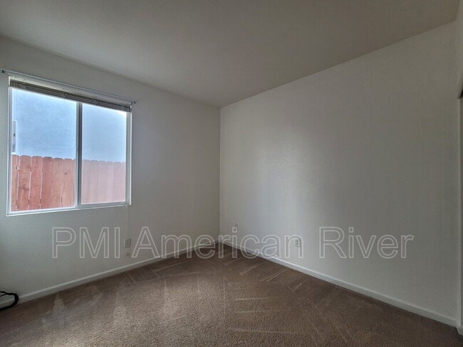 Building Photo - 8233 Windmill Oaks Pl