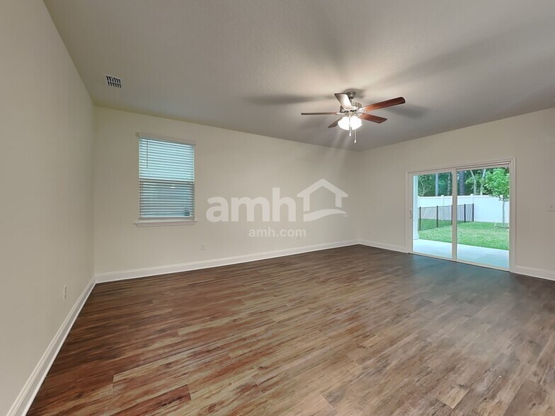 Building Photo - 12643 Percy Ln