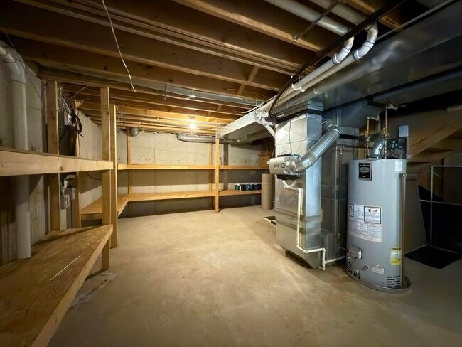 Building Photo - 1929 Harley Dr