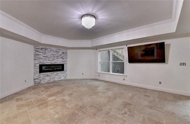 Building Photo - 7970 St Marlo Fairway Dr