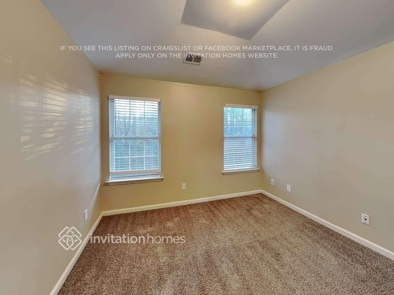 Building Photo - 3262 Ashgrove Ln SW