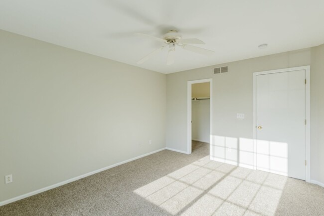 Building Photo - 5288 S Jericho Way