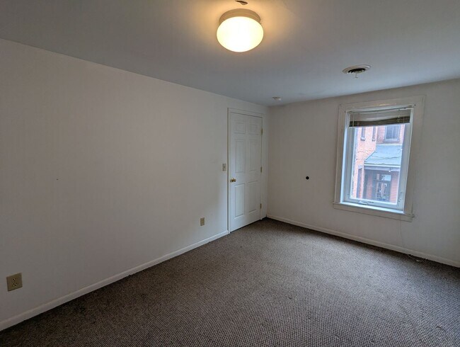 Building Photo - 137 Remsen St