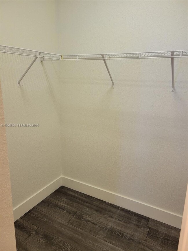 Building Photo - 2851 Prospect Rd