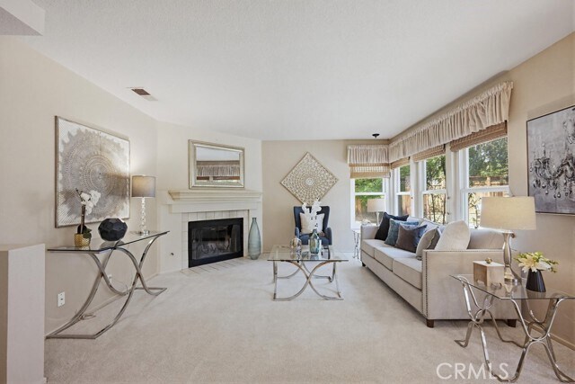 Building Photo - 3731 Columbia Cir