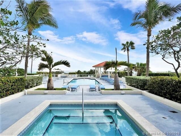 Building Photo - 7330 Ocean Terrace