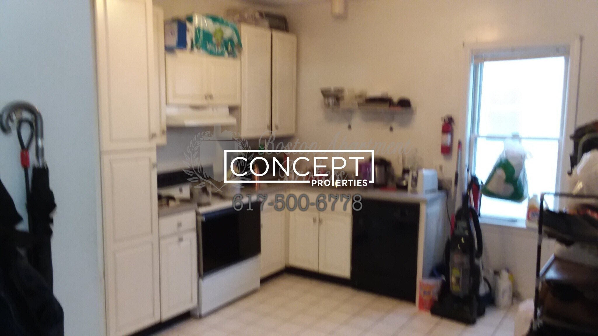 Building Photo - 26 Haskell St