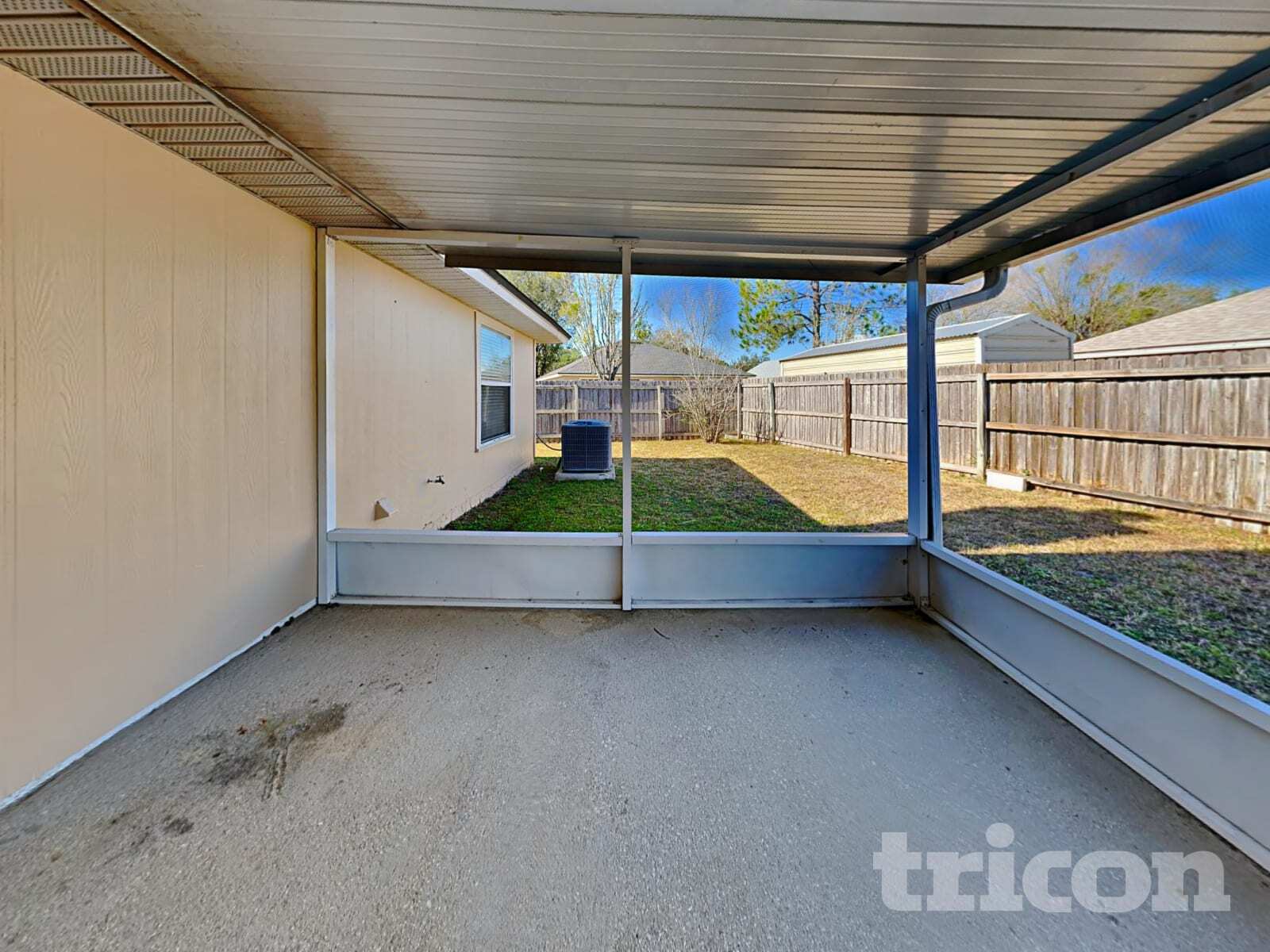 Building Photo - 8755 Tidewood Ct