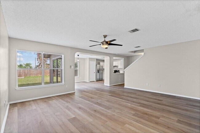 Building Photo - 2423 Byfield Dr