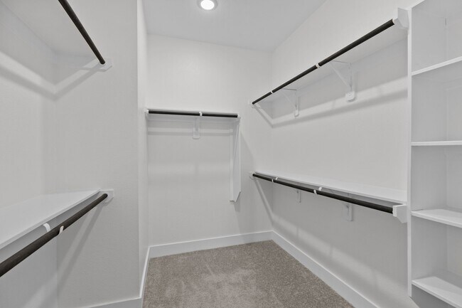 Building Photo - 10031 Crescendo Wy