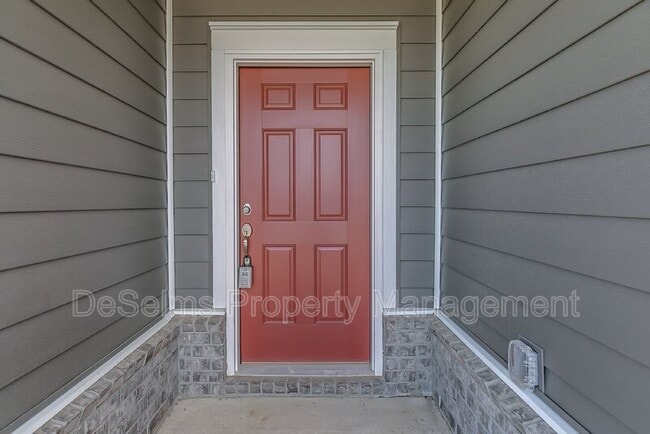 Building Photo - 3418 Hattie Ln