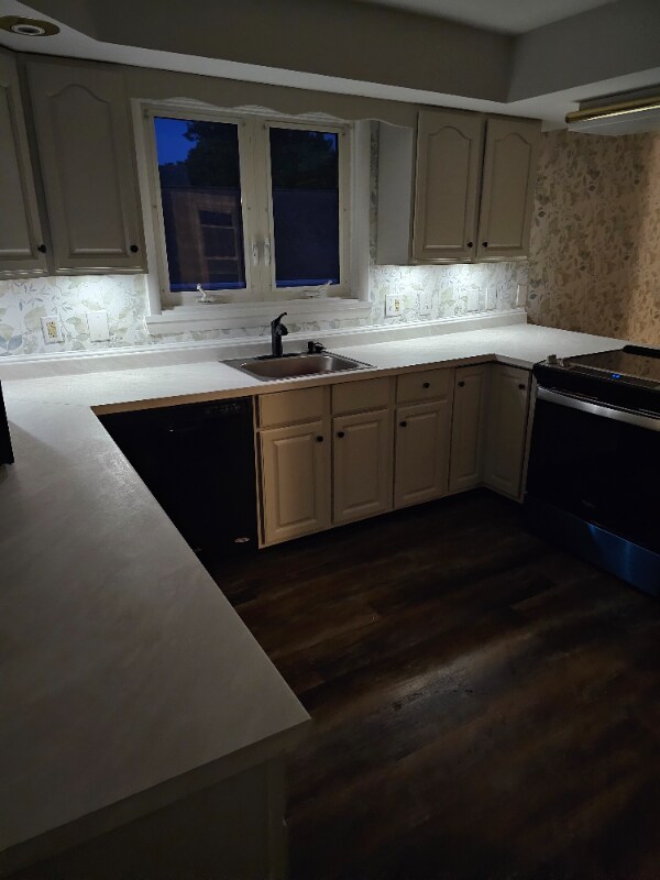 Primary Photo - 133 Saratoga Ave